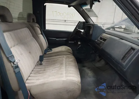 1990 Chevrolet Gmt-400 C1500 из США, поврежденный, VIN 1GCDC14H9LE253596